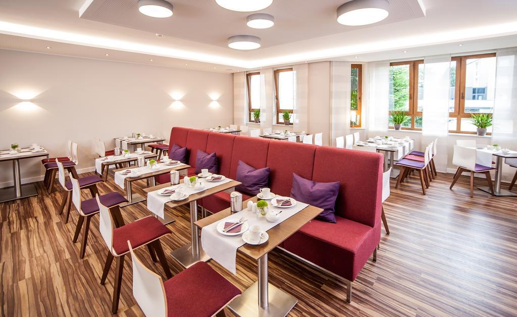 Hotel Hollmann Halle  Zewnętrze zdjęcie