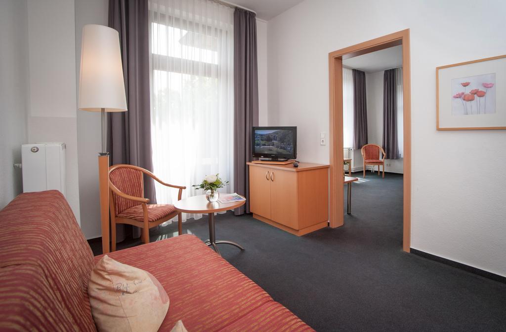Hotel Hollmann Halle  Zewnętrze zdjęcie